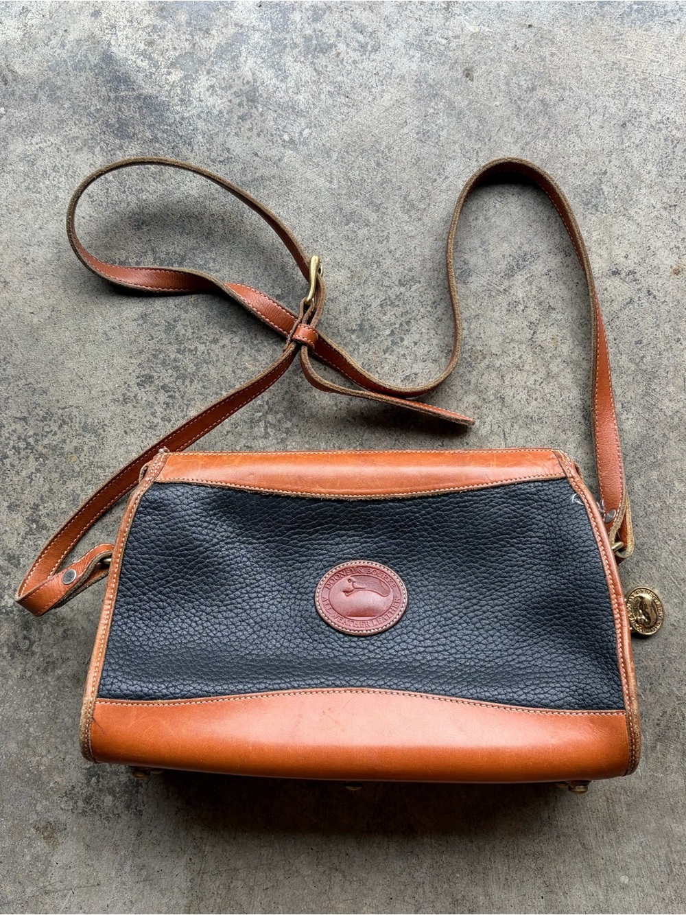 Vintage 90s Dooney & Bourke All Weather Leather Medium Crossbody Purse